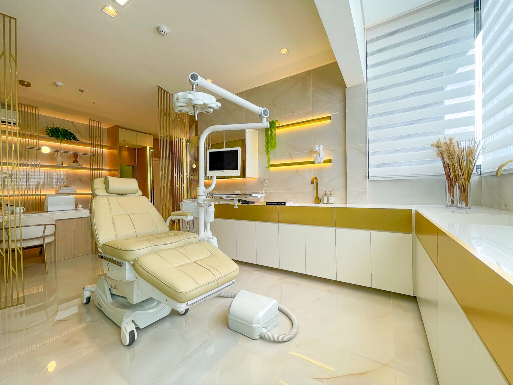 Dra. Sâmia Dias Harmonização Facial Maringá PR